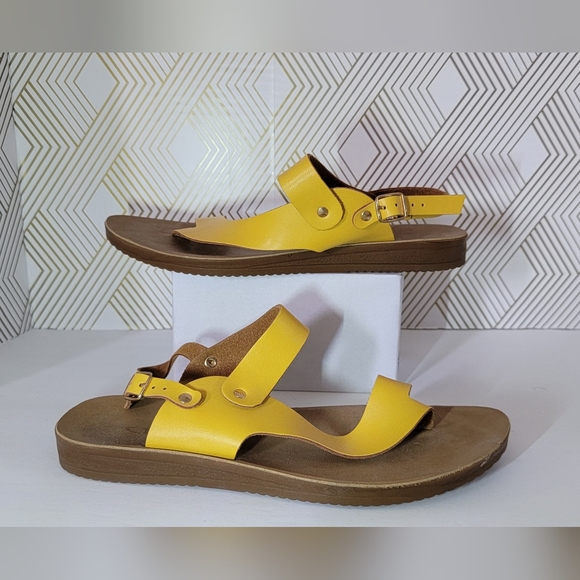 C.L. by Chinese Laundry Golden Yellow Flat Sandals - Picture 3 of 4